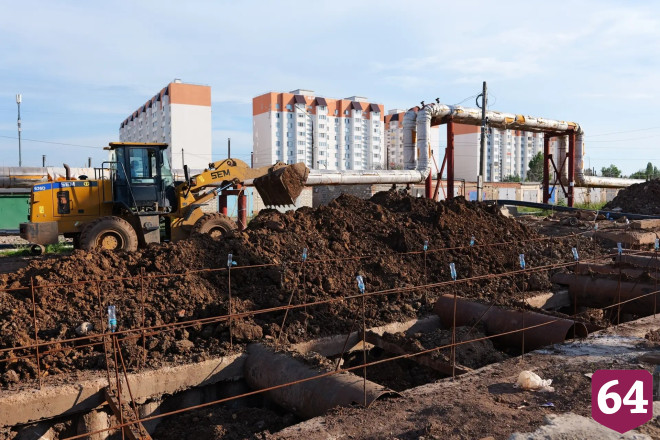 В Энгельсе завершили замену разрушенного участка коллектора